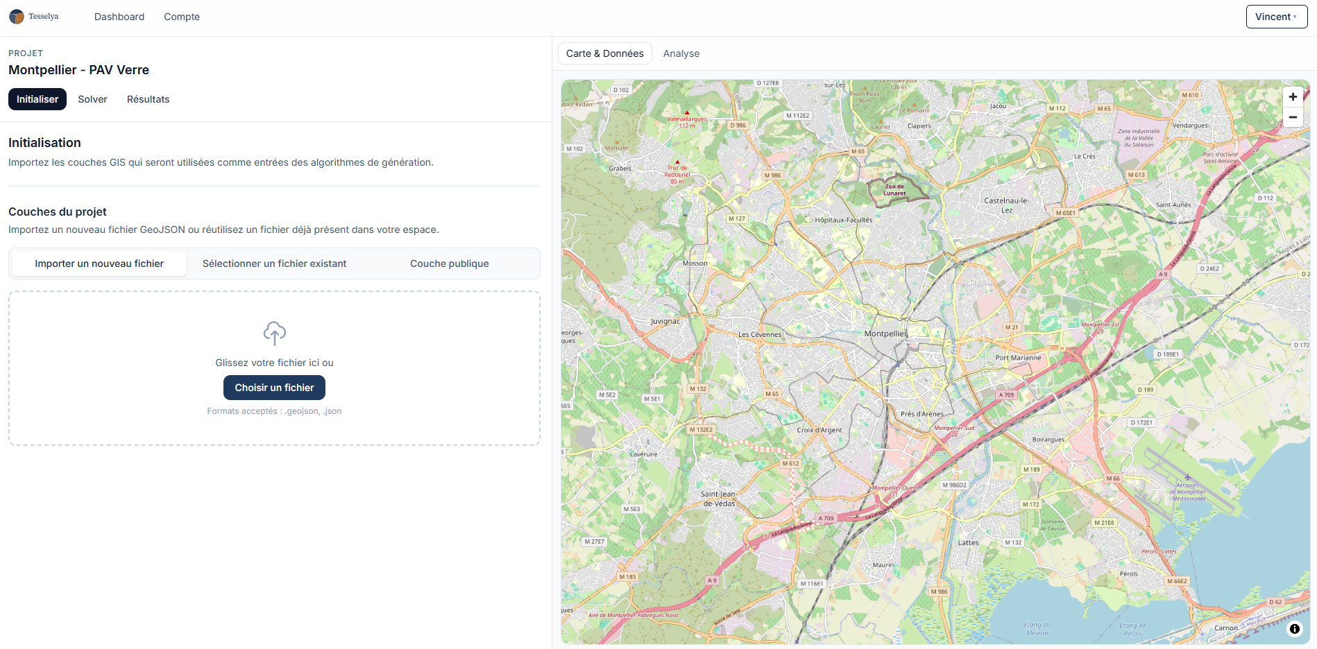 L'espace de travail vide du projet : carte à droite, panneau couches et outils à gauche.